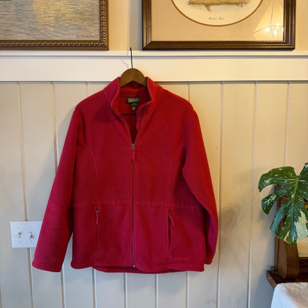 NWOT Women’s L.L. Bean Cherry Red Fleece Zip-Up Jacket, Size Large